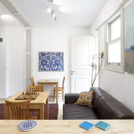 Hotell Pi Art Butik 3*