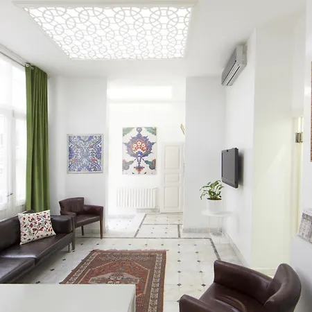 فندق بي آرت بوتيك اوتيل 3*